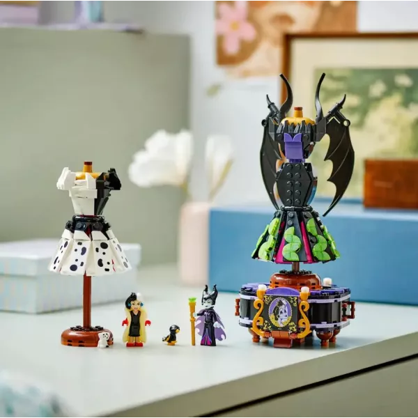 Конструктор LEGO Disney Сукні Малефісенти та Лютелли де Віль (43262)