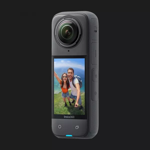 Екшн-камера Insta360 X4