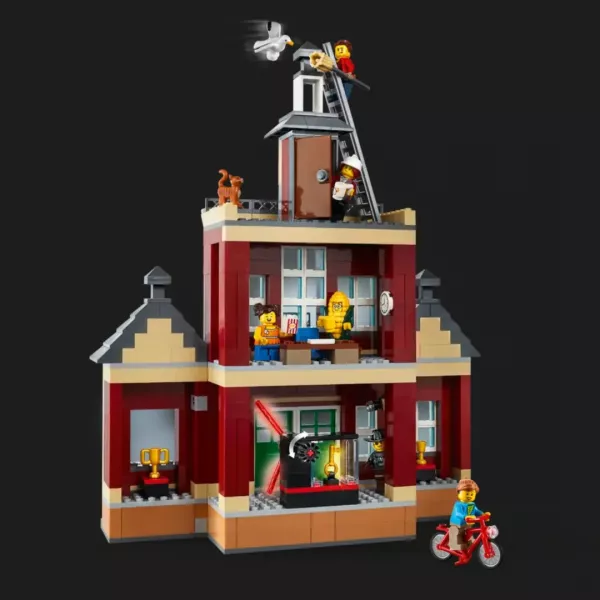 Конструктор LEGO City Головна площа (60271)
