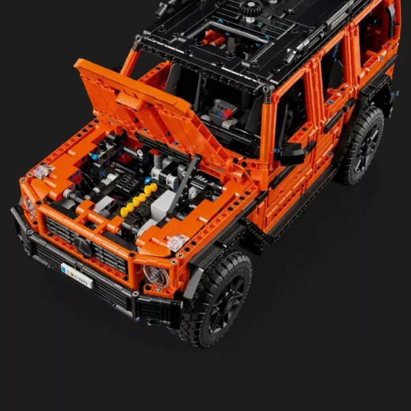 Конструктор LEGO Technic Mercedes-Benz G 500 Professional Line (42177)
