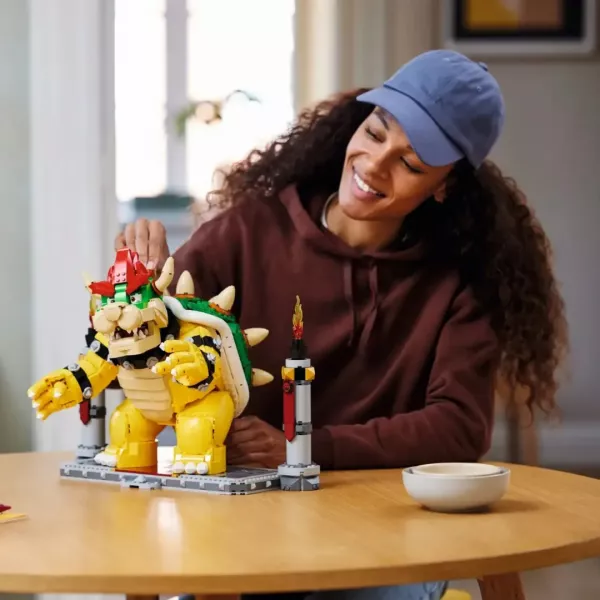 Конструктор LEGO Super Mario Могутній Боузер (71411)