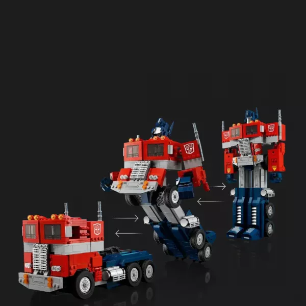 Конструктор LEGO Icons Оптимус Прайм (10302)