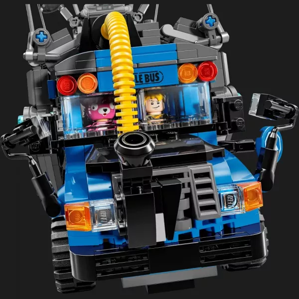 Конструктор LEGO Fortnite Бойовий автобус (77073)