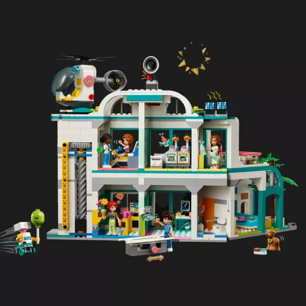 Конструктор LEGO Friends Лікарня в Хартлейк-Сіті (42621)