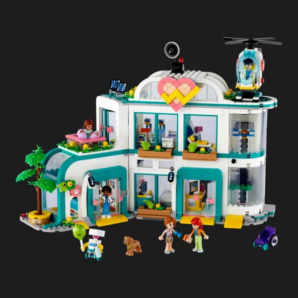 Конструктор LEGO Friends Лікарня в Хартлейк-Сіті (42621)