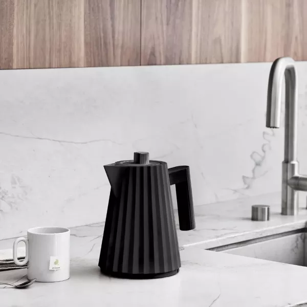 Електрочайник Alessi Plissé 1 л (Black)