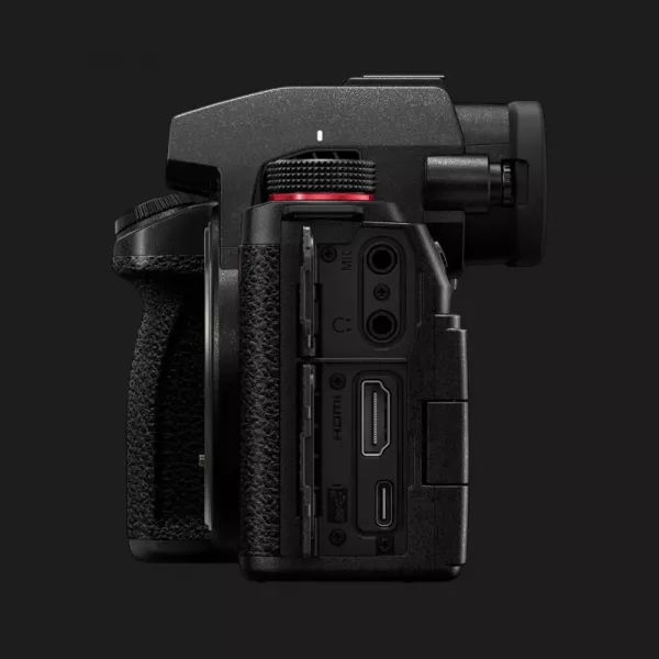 Цифровий фотоапарат Panasonic Lumix S DC-S5 II Kit S (20-60mm) (DC-S5M2KEE) (Standard)