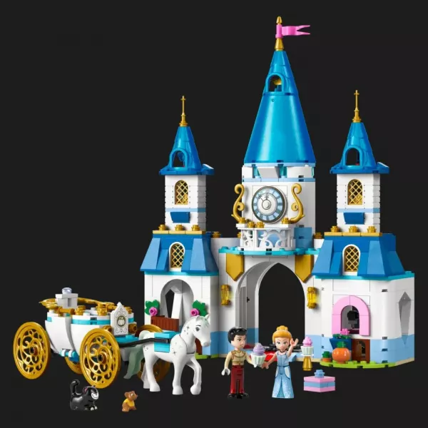 Конструктор LEGO Disney Замок Попелюшки й карета (43275)