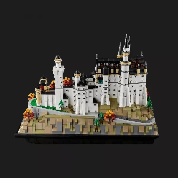 Конструктор LEGO Architecture Замок Нойшванштайн (21063)