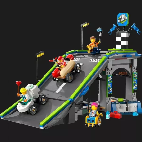 Конструктор LEGO City Жодних обмежень: Автодром для гоночних автомобілів (60460)