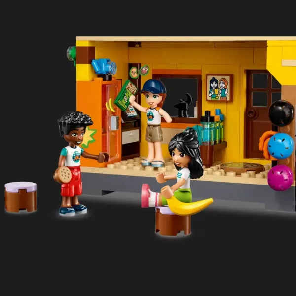 Конструктор LEGO Friends Водні види спорту в таборі пригод​ (42626)