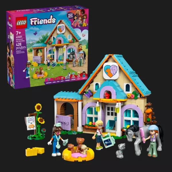 Конструктор LEGO Friends Ветеринарна клініка для коней і домашніх улюбленців (42651)