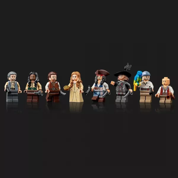 Конструктор LEGO Icons Піратський корабель капітана Джека Горобця (10365)